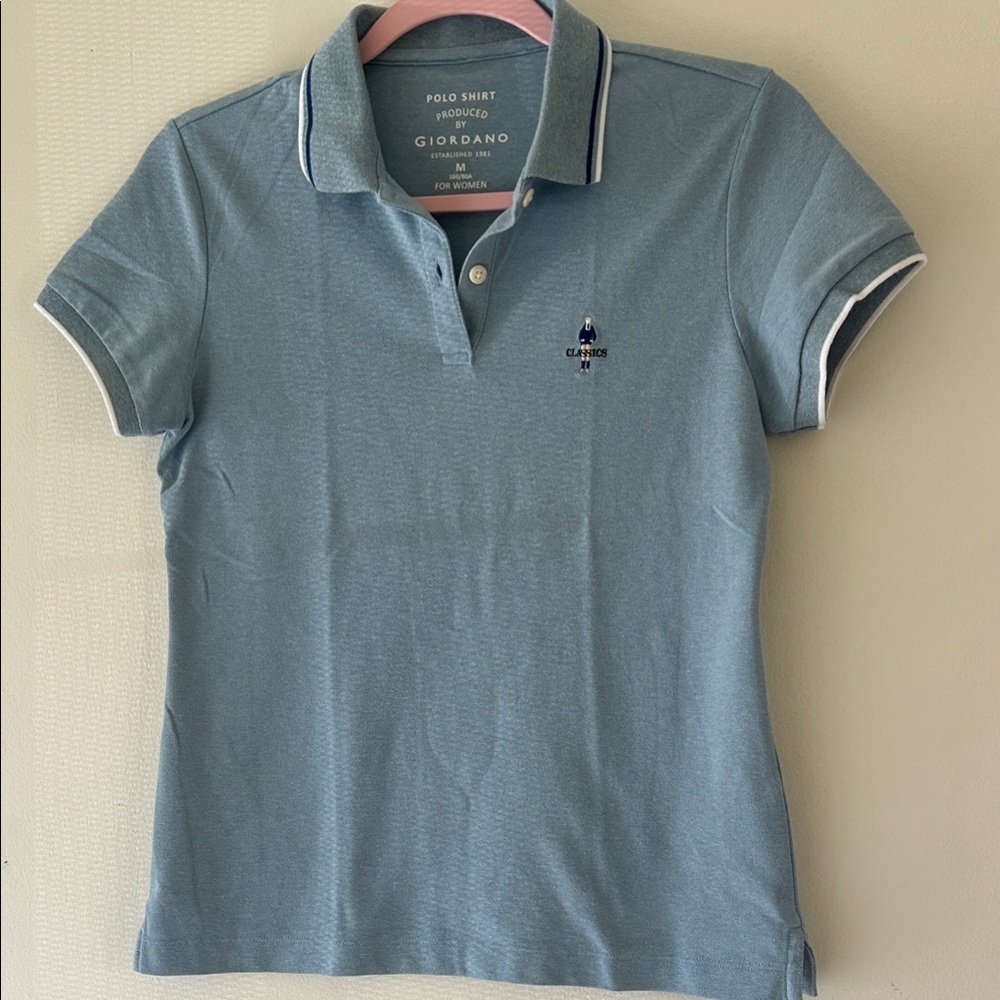 NWOT Classic Light Blue Polo Top with Subtle Embroidered Logo.. - Picture 11 of 11